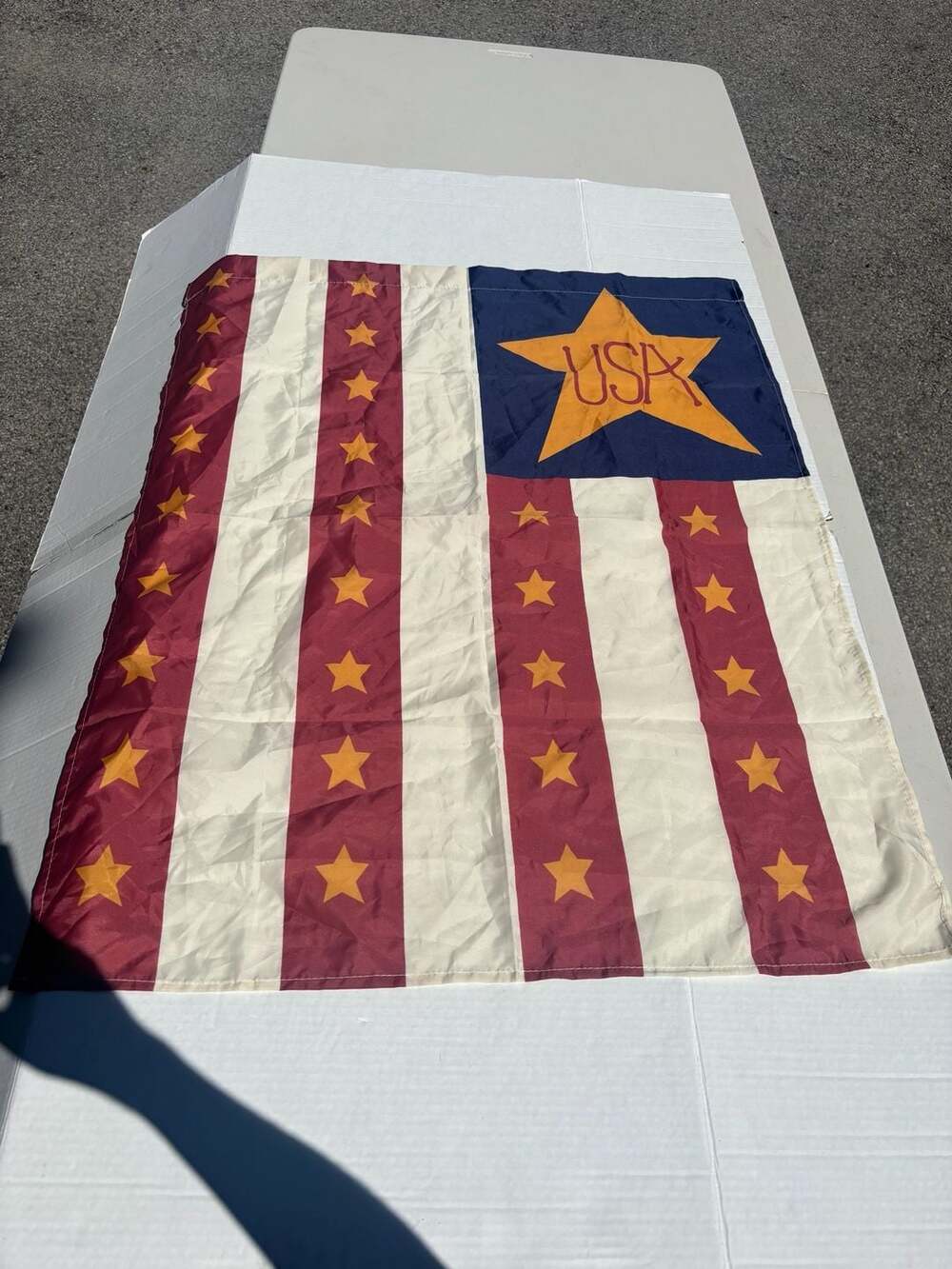 Vintage Style Americana Patriotic USA Decorative Wall Flag with Star Pattern